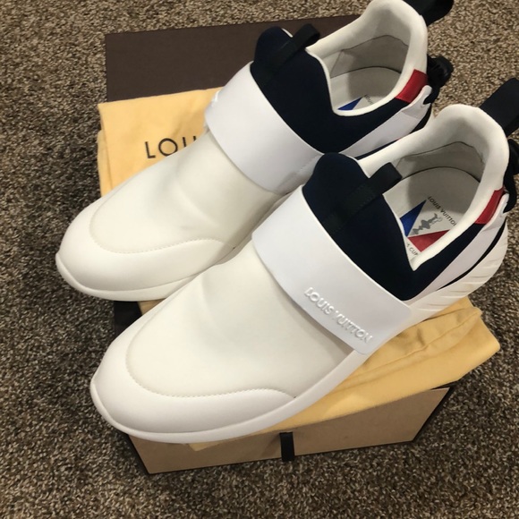 Authentic Louis Vitton Sneakers size 9 - Picture 2 of 7